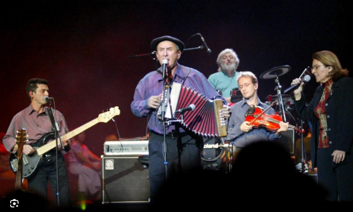 groupe de musique Nadau - occitania.shop